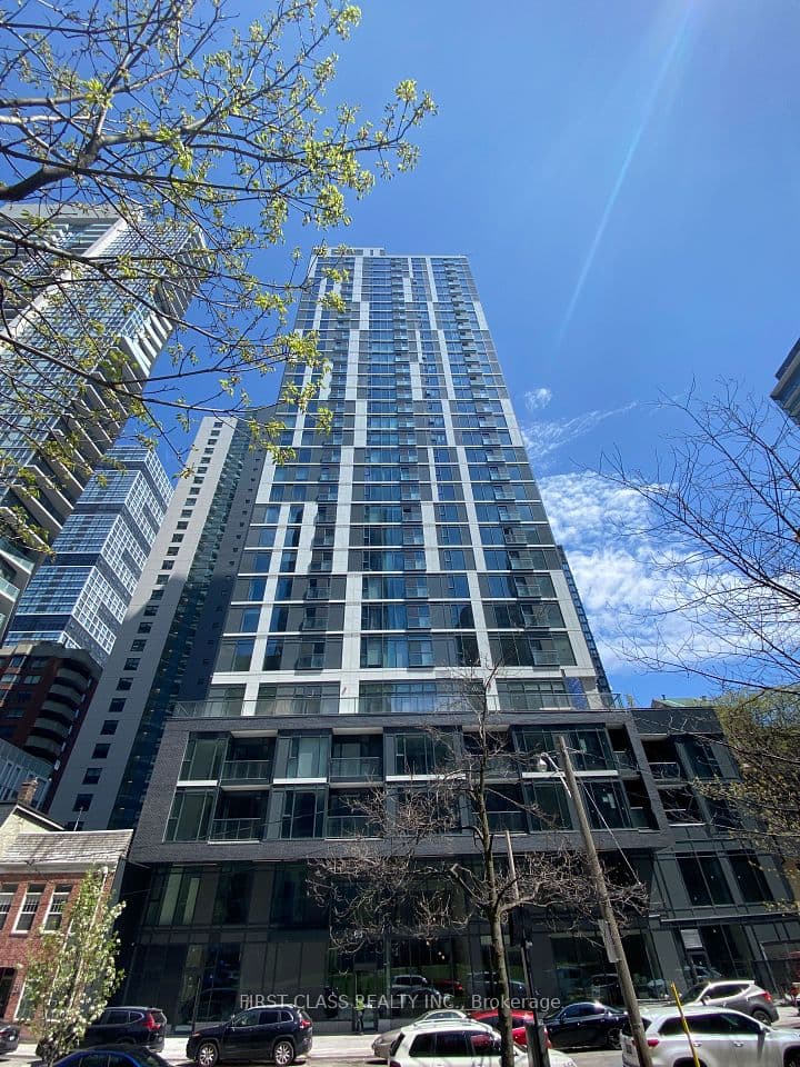 65 Mutual Street 2804, Toronto, ON M5B 2A9 – main photo