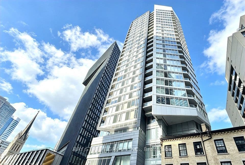 68 Shuter Street 1906, Toronto, ON M5B 1B4 – main photo