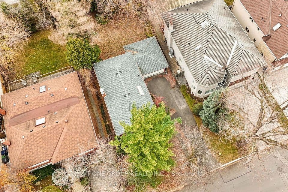 302 Spring Garden Avenue, Toronto, ON M2N 3H3 – photo 2
