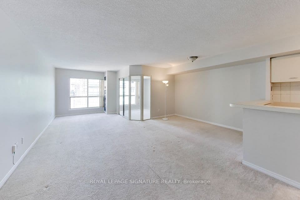 25 The Esplanade 2313, Toronto, ON M5E 1W5 – photo 3