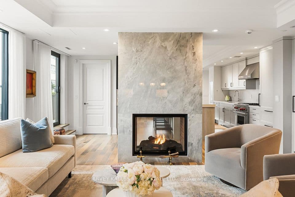 1 Forest Hill Road 701, Toronto, ON M4V 1R1 – main photo