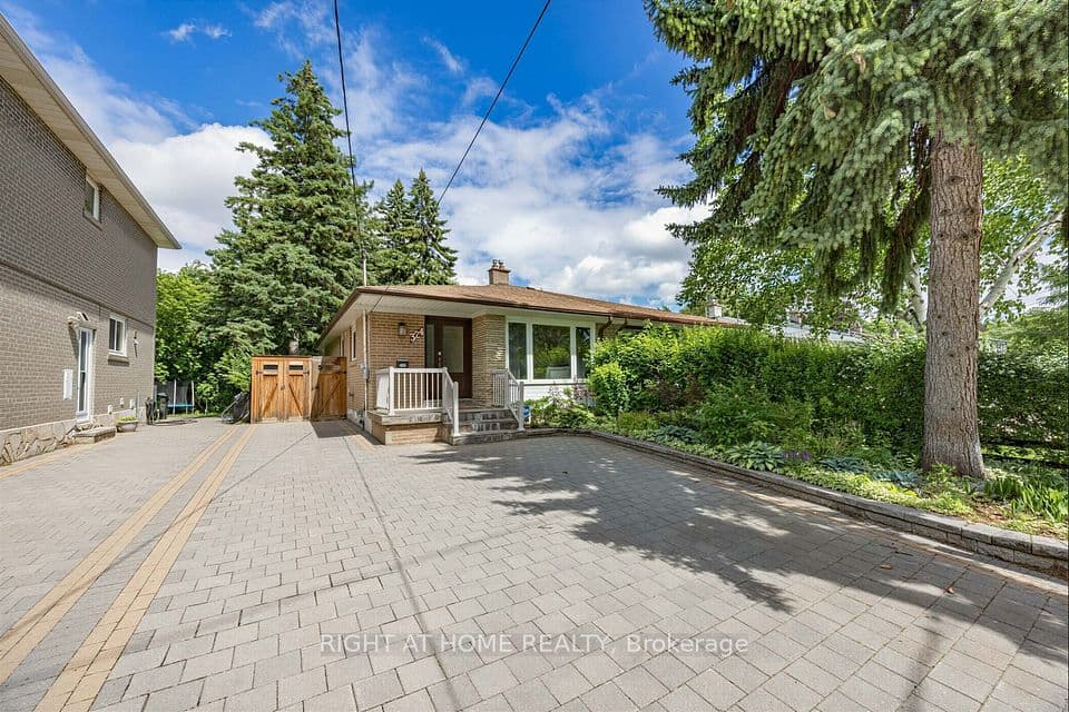 324 Woodsworth Road, Toronto, ON M2L 2T6 – photo 3