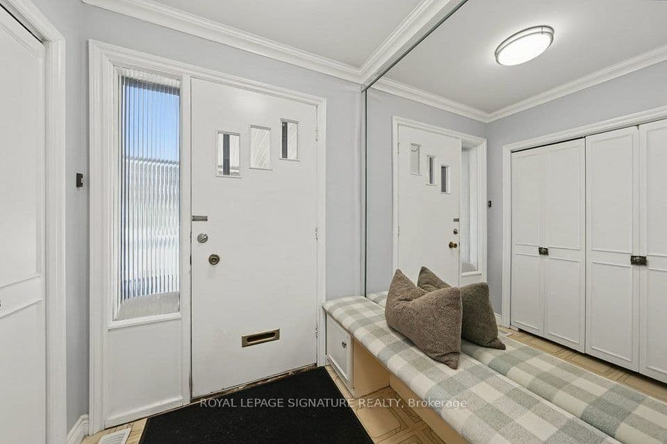 34 Clifton Avenue, Toronto, ON M3H 4L1 – photo 3