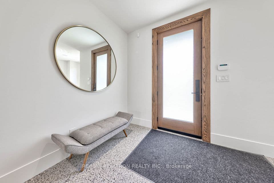 308 Ridley Boulevard, Toronto, ON M3H 1K9 – photo 3