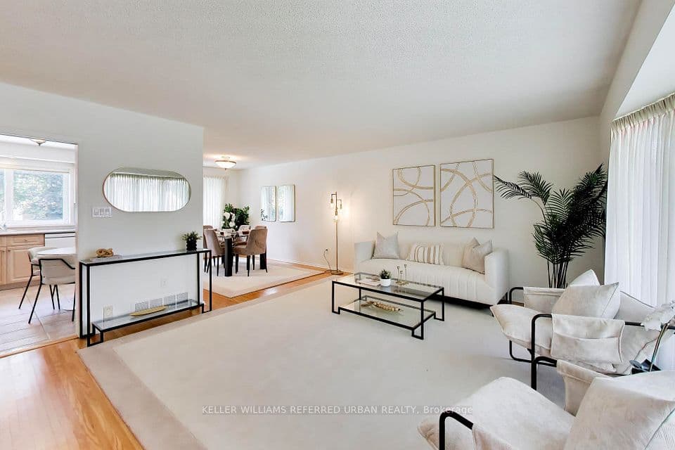 22 Crossbow Crescent, Toronto, ON M2J 3M4 – photo 3