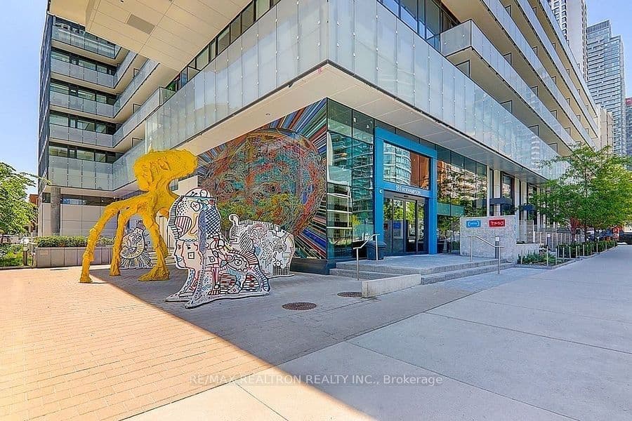 161 Roehampton Avenue 2708, Toronto, ON M4P 1P9 – photo 2