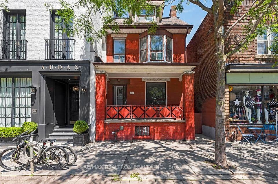 1000 Dundas Street W, Toronto, ON M6J 1W6 – main photo