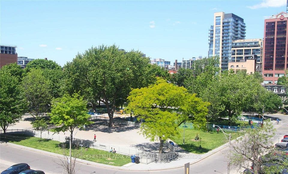 352 Front Street E 1711, Toronto, ON M5V 0K3 – photo 3