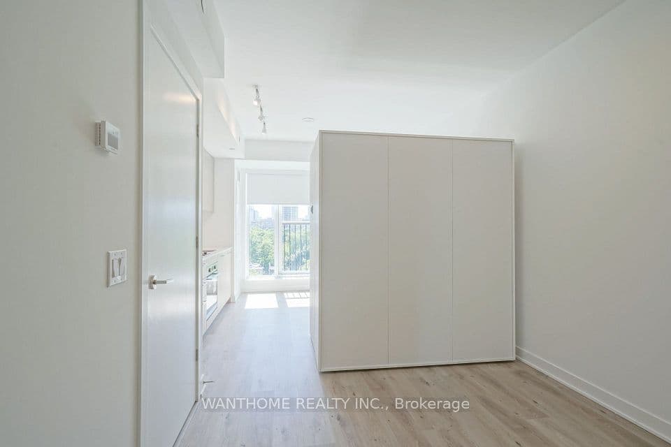 30 Dreamers Way 726, Toronto, ON M5A 0Y7 – photo 3