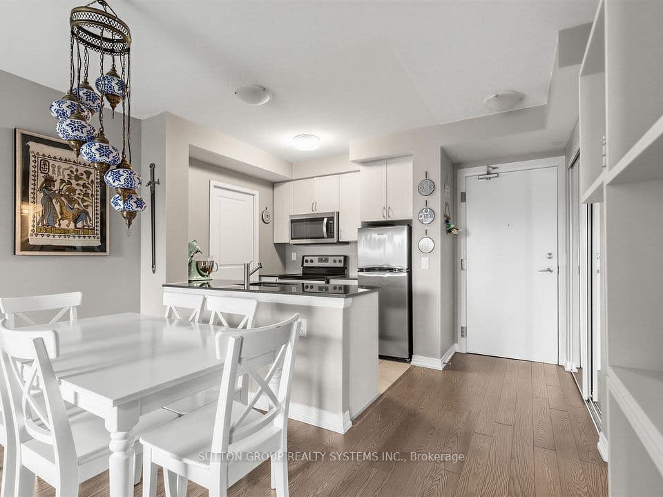 741 Sheppard Avenue W 502, Toronto, ON M3H 0C9 – photo 3