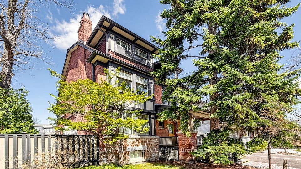 252 Sheldrake Boulevard, Toronto, ON M4P 2B6 – photo 3