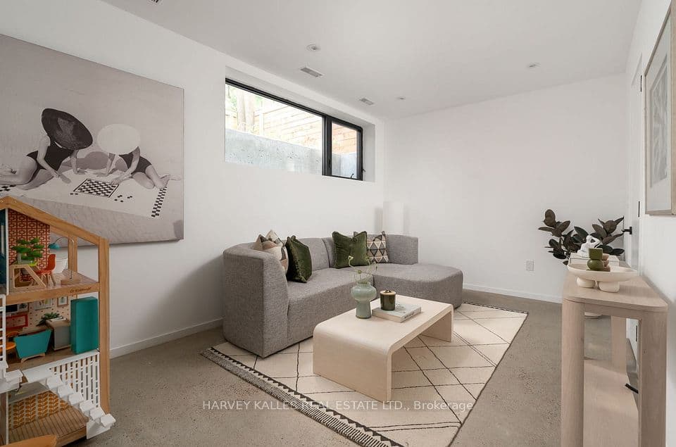 534 Duplex Avenue, Toronto, ON M4R 1E6 – photo 3