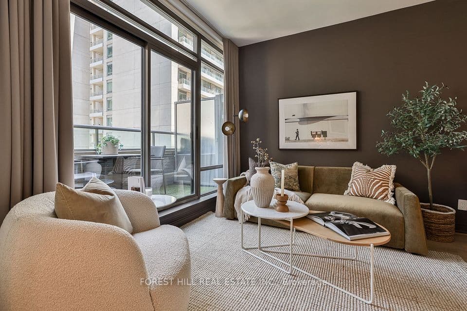 21 Scollard Street 512, Toronto, ON M5R 1G1 – photo 3