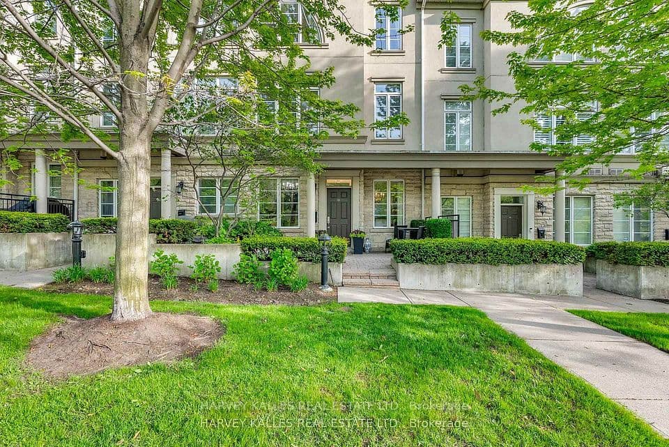 51 York Mills Road 313, Toronto, ON M2P 1B6 – photo 3