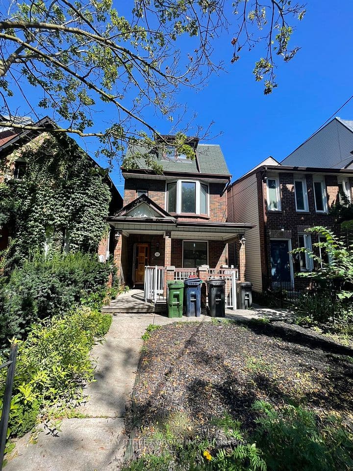 543 Crawford Street, Toronto, ON M6G 3J9 – main photo