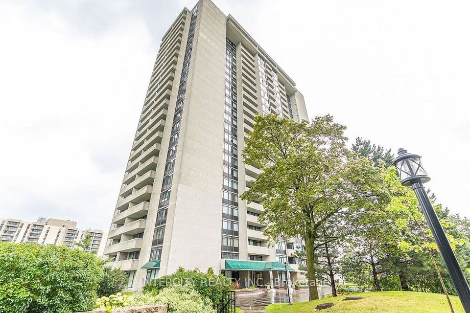 3300 Don Mills Road 1901, Toronto, ON M2J 4X7 – photo 2