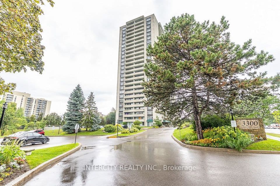 3300 Don Mills Road 1901, Toronto, ON M2J 4X7 – main photo