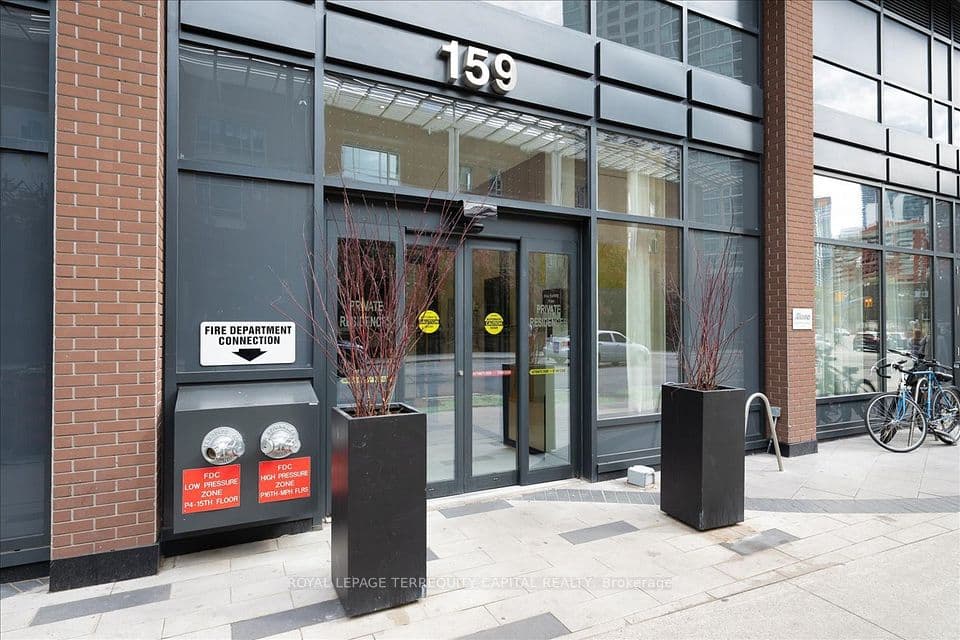 159 Wellesley Street E 3002, Toronto, ON M4Y 0H5 – photo 2