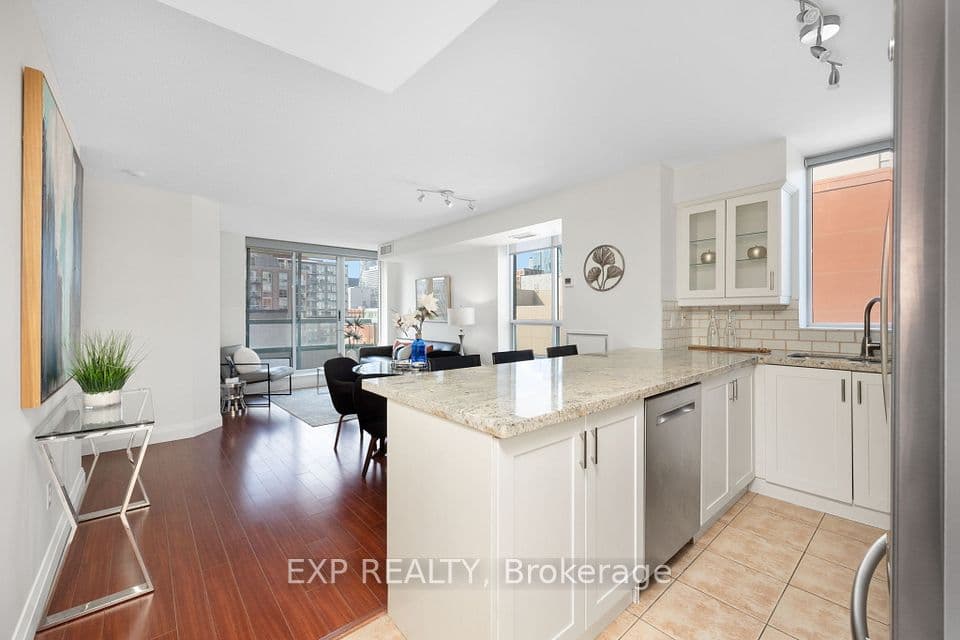 311 Richmond Street E 802, Toronto, ON M5A 4S8 – main photo