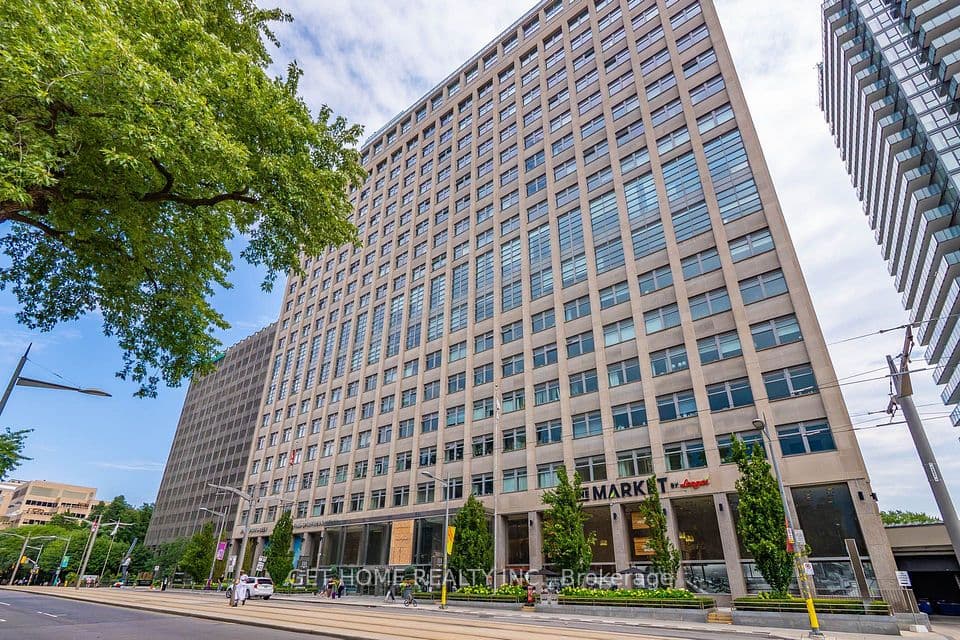 111 St Clair Avenue W 1203, Toronto, ON M4V 1N5 – photo 2
