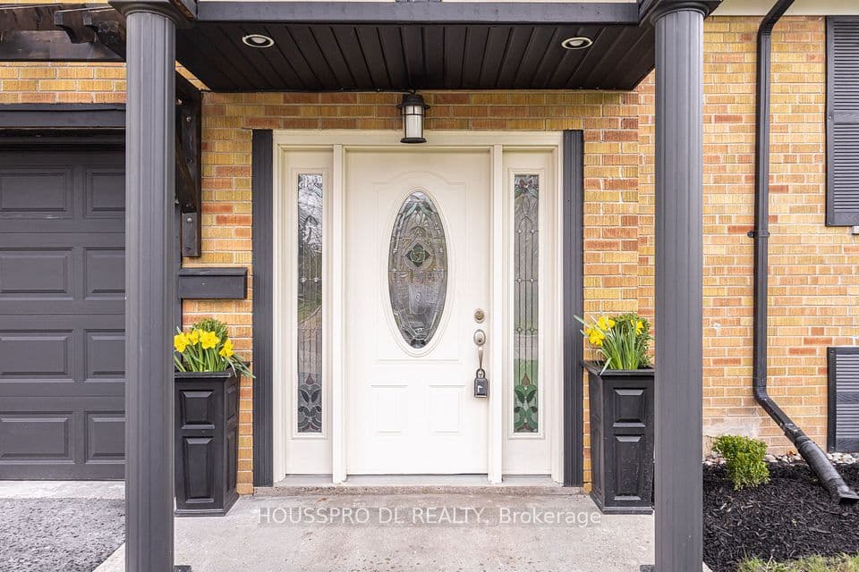 49 Bowerbank Drive, Toronto, ON M2M 1Z9 – photo 3