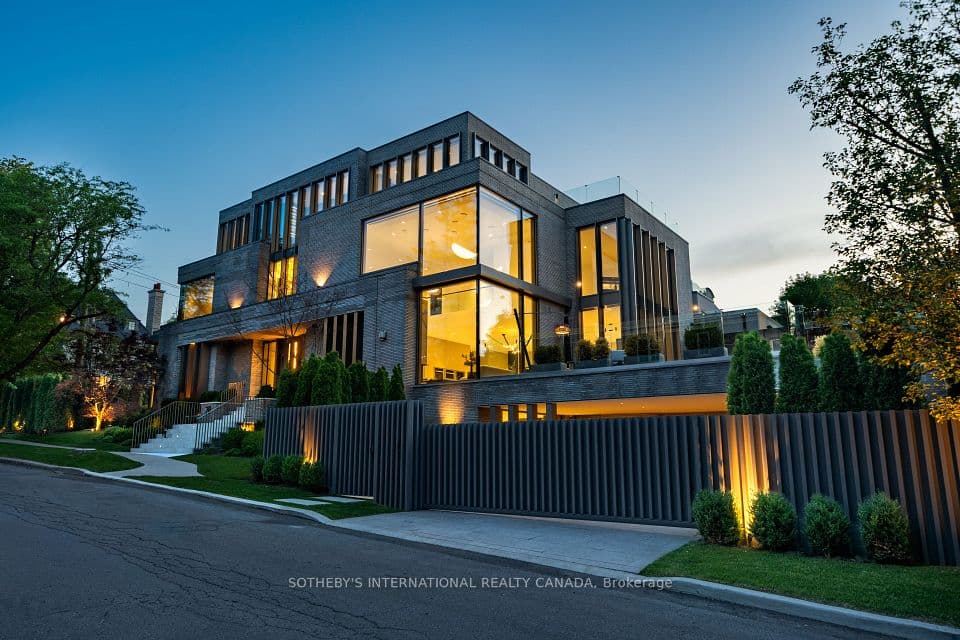 211 Dunvegan Road, Toronto, ON M5P 2P3 – photo 2