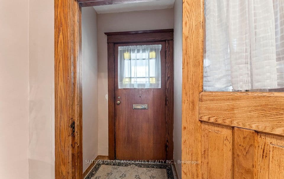 183 Glenholme Avenue, Toronto, ON M6E 3C5 – photo 3