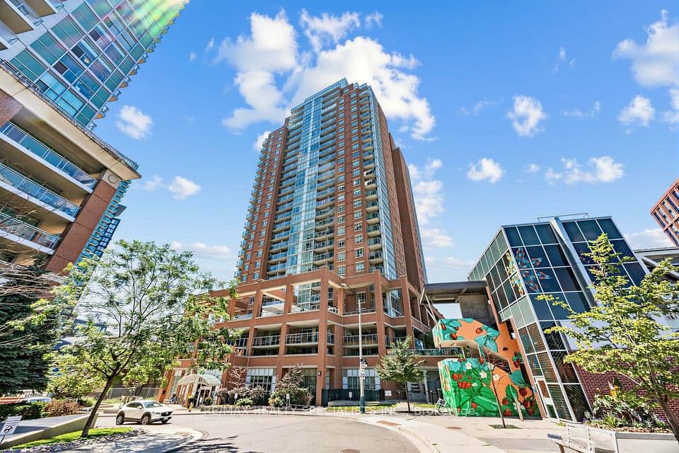 125 Western Battery Road 301, Toronto, ON M6K 3R8 – main photo