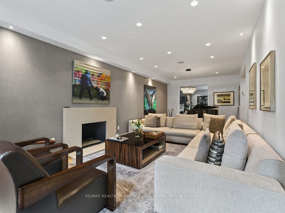 7 Glen Rush Boulevard, Toronto, ON M5N 2T2 – photo 3