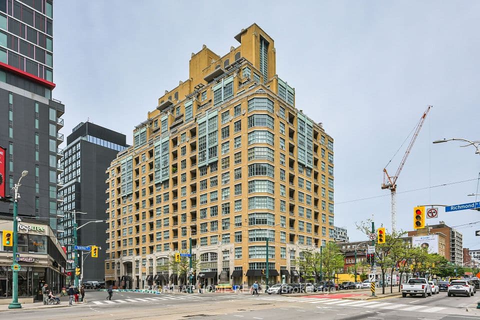 438 Richmond Street W 621, Toronto, ON M5V 3S6 – main photo