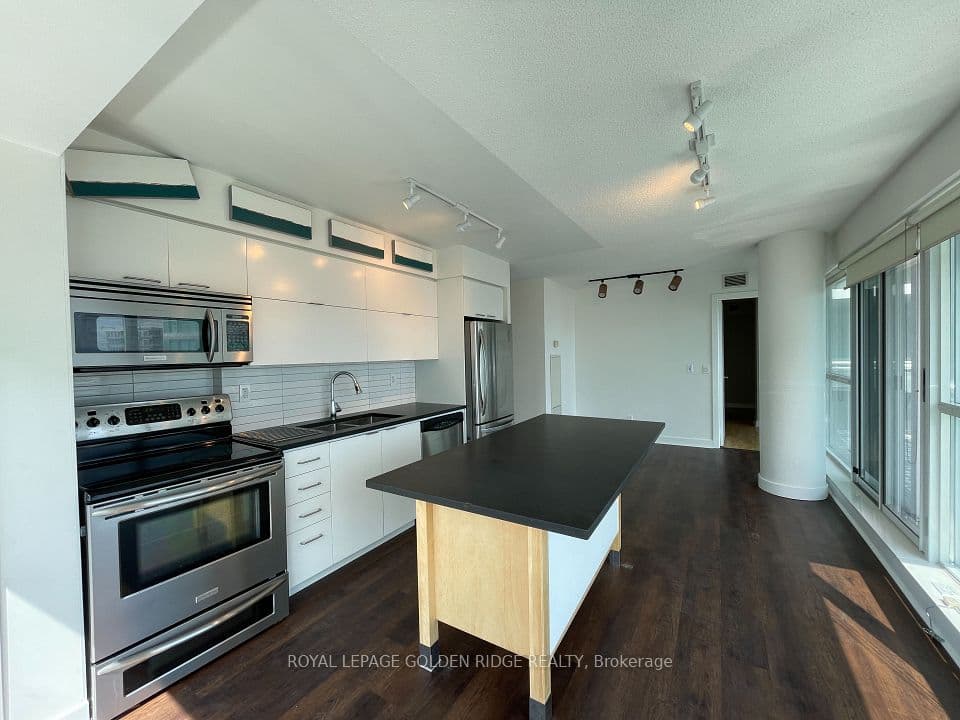 80 Western Battery Road 2303, Toronto, ON M6K 3S1 – photo 2