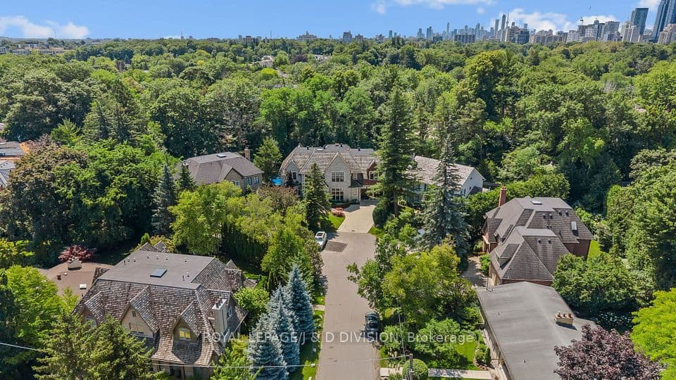 5 Pine Forest Road, Toronto, ON M4N 3E6 – photo 2