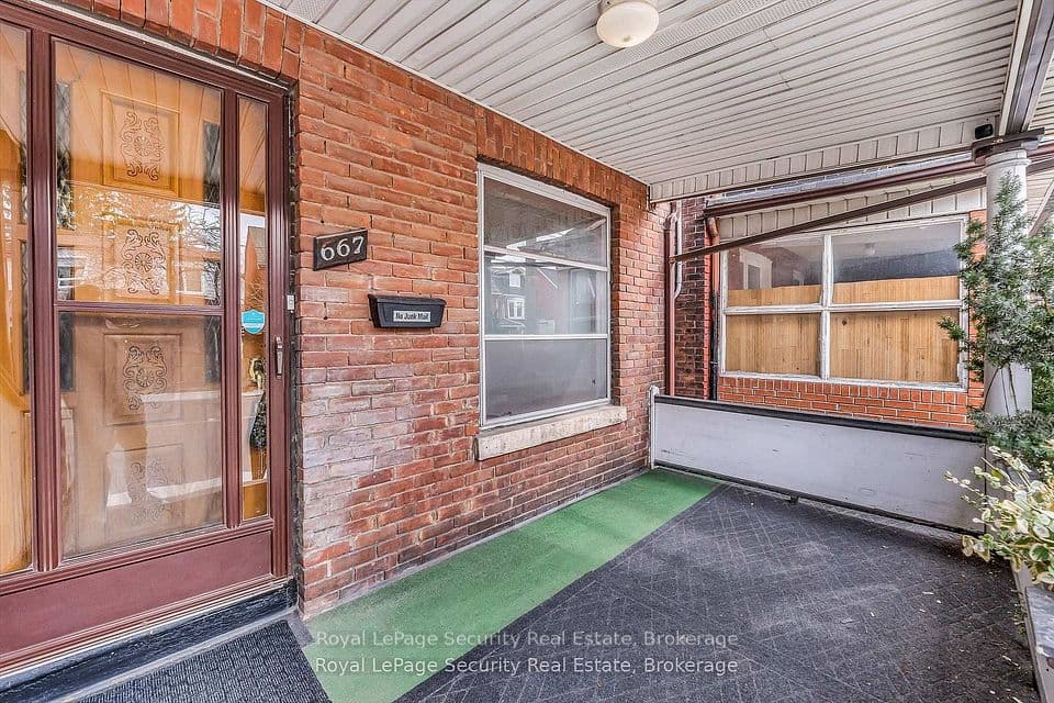 667 Ossington Avenue, Toronto, ON M6G 3T6 – photo 3