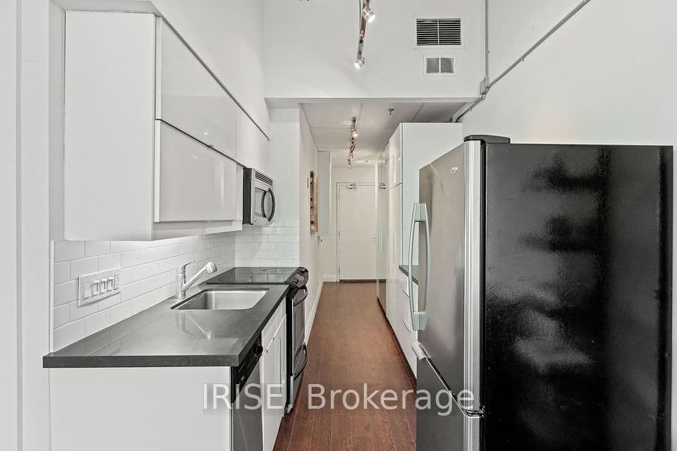 477 Richmond Street W 305, Toronto, ON M5V 3E7 – photo 3
