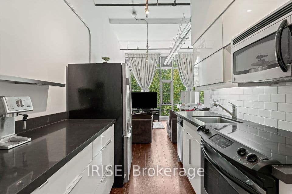 477 Richmond Street W 305, Toronto, ON M5V 3E7 – photo 2