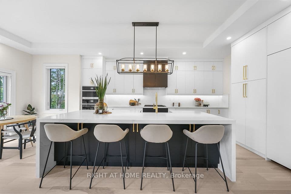 262 Senlac Road, Toronto, ON M2R 1P8 – main photo