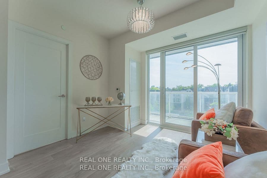 80 Vanauley Street 303, Toronto, ON M5T 0C9 – photo 3