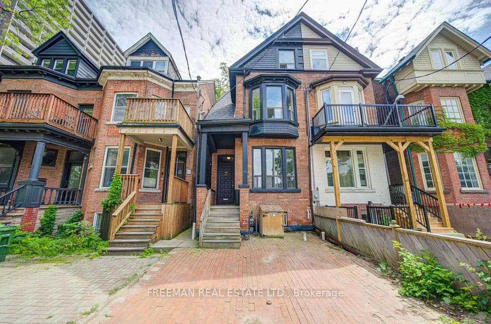 63 Sussex Avenue, Toronto, ON M5S 1J8 – photo 2