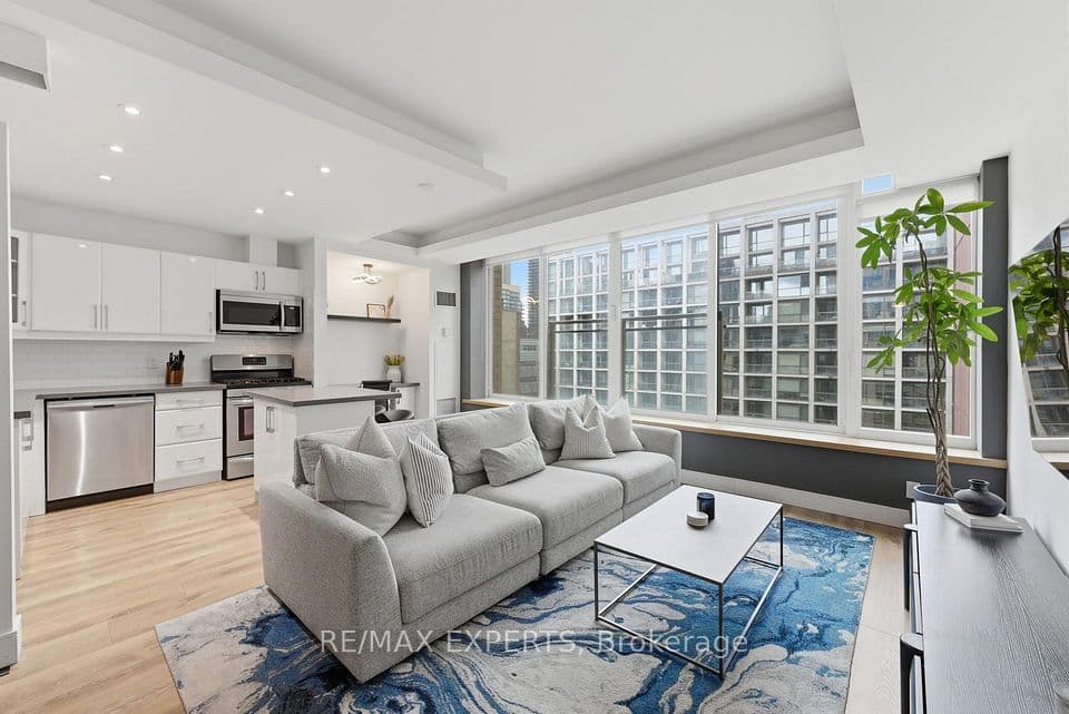 50 Camden Street 707, Toronto, ON M5V 3N1 – main photo