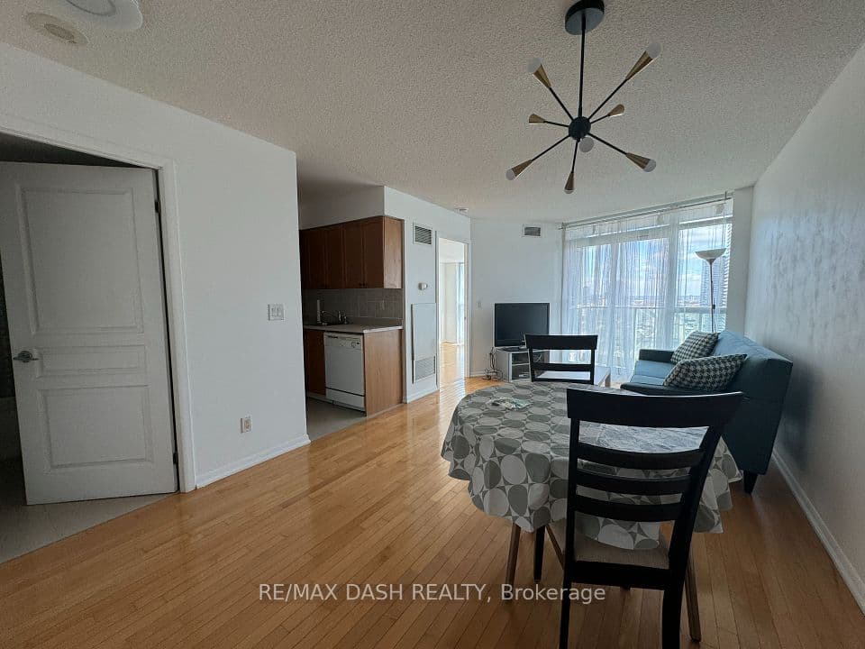 18 Yonge Street 2809, Toronto, ON M5E 1Z8 – photo 3