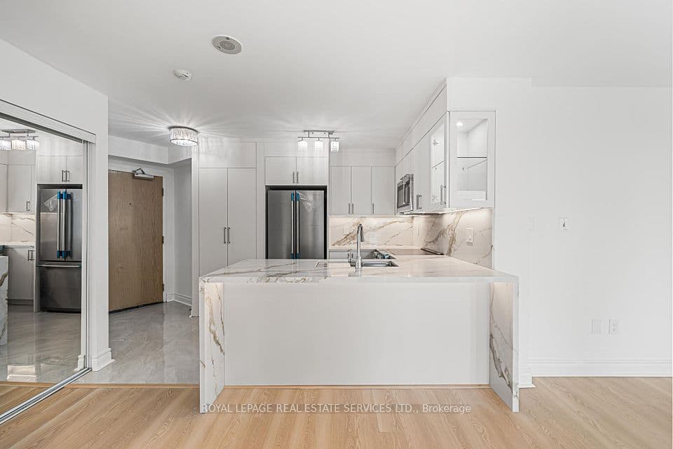 7 Lorraine Drive 1912, Toronto, ON M2N 7H2 – photo 3