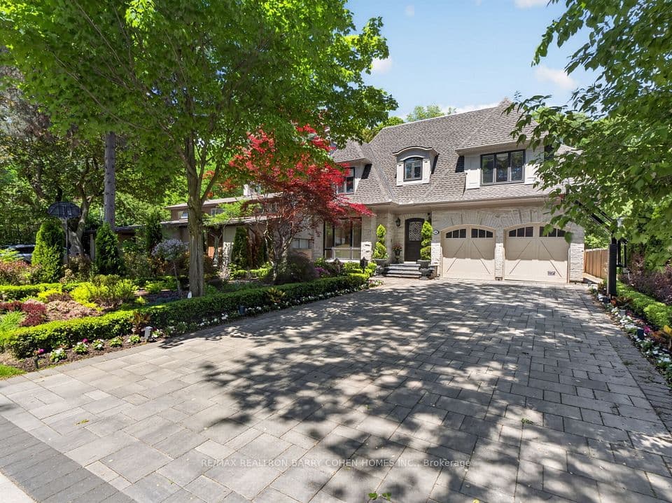18 Brookfield Road, Toronto, ON M2P 1A9 – photo 2