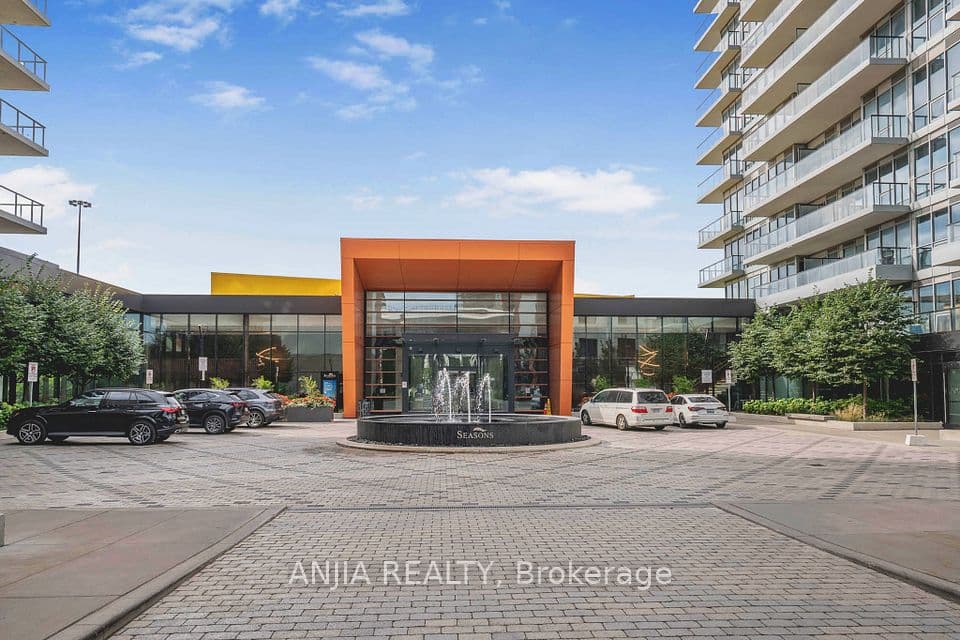 85 McMahon Drive TH607, Toronto, ON M2K 0H2 – photo 3