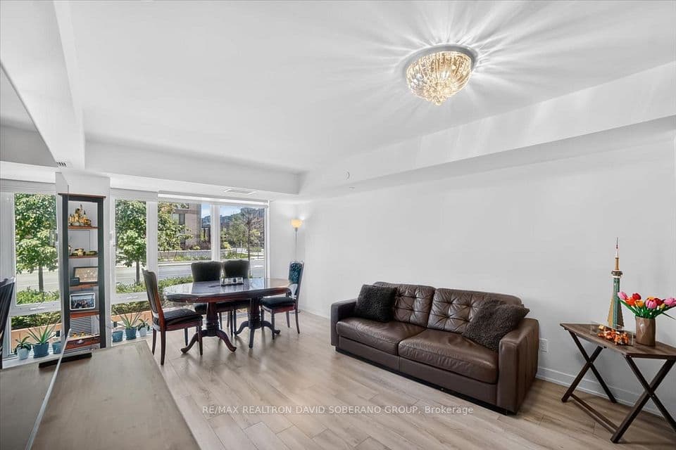 112 Varna Drive, Toronto, ON M6A 0C6 – photo 2