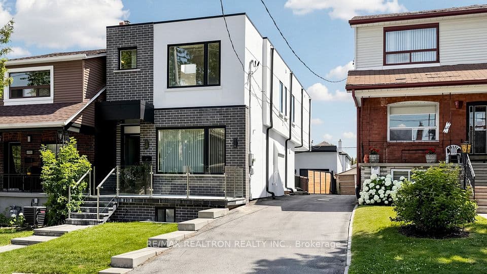 443 Northcliffe Boulevard, Toronto, ON M6E 3L3 – photo 2