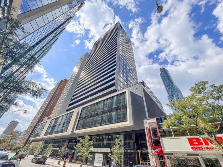 20 Edward Street 2513, Toronto, ON M5G 0C5 – main photo