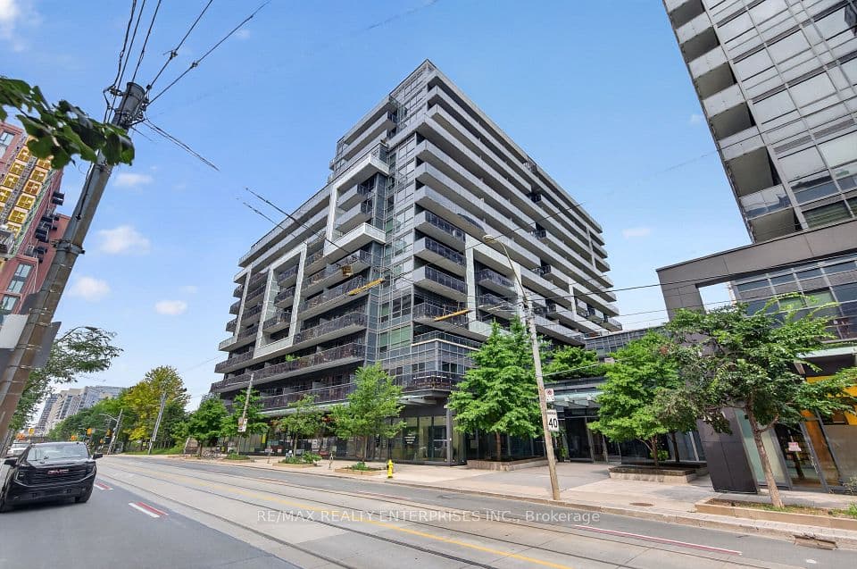 1030 King Street W 942, Toronto, ON M6K 0B4 – main photo