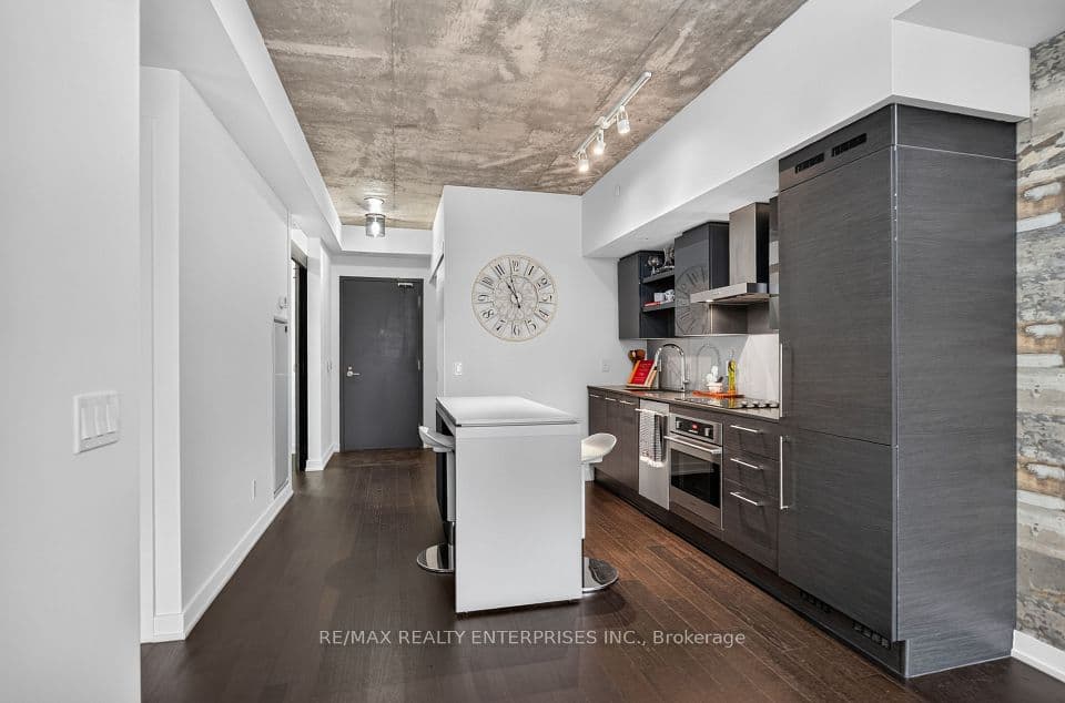 1030 King Street W 942, Toronto, ON M6K 0B4 – photo 3