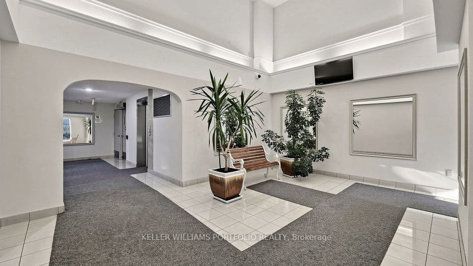 4005 Don Mills Road 358, Toronto, ON M2H 3J9 – photo 3