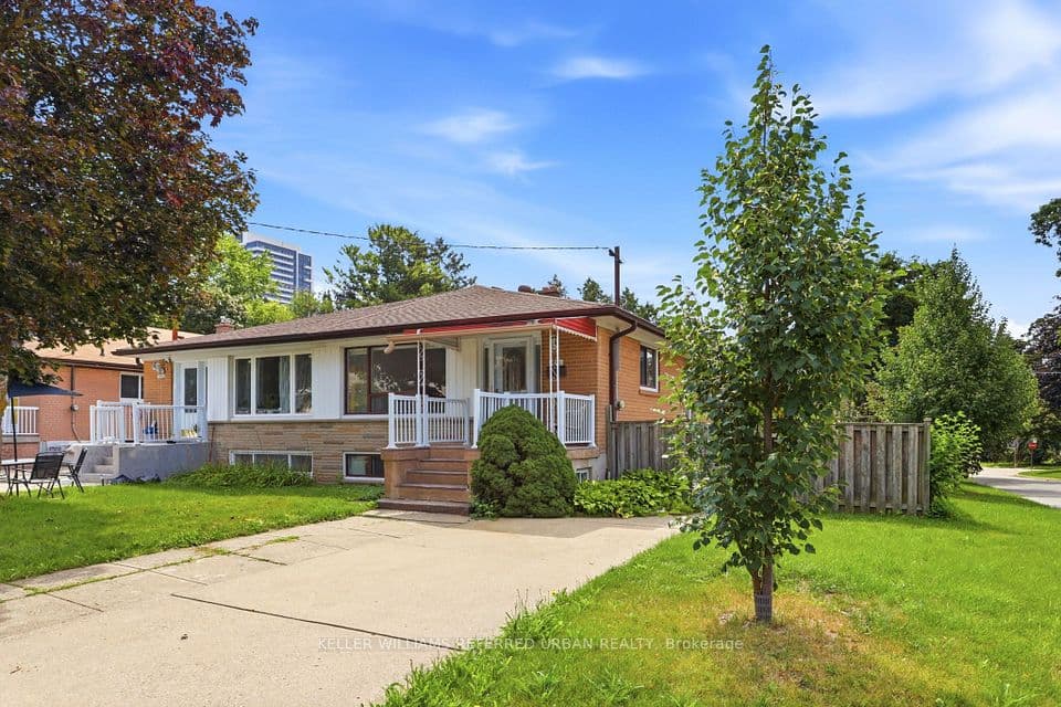 49 Santa Barbara Road, Toronto, ON M2N 2C1 – main photo